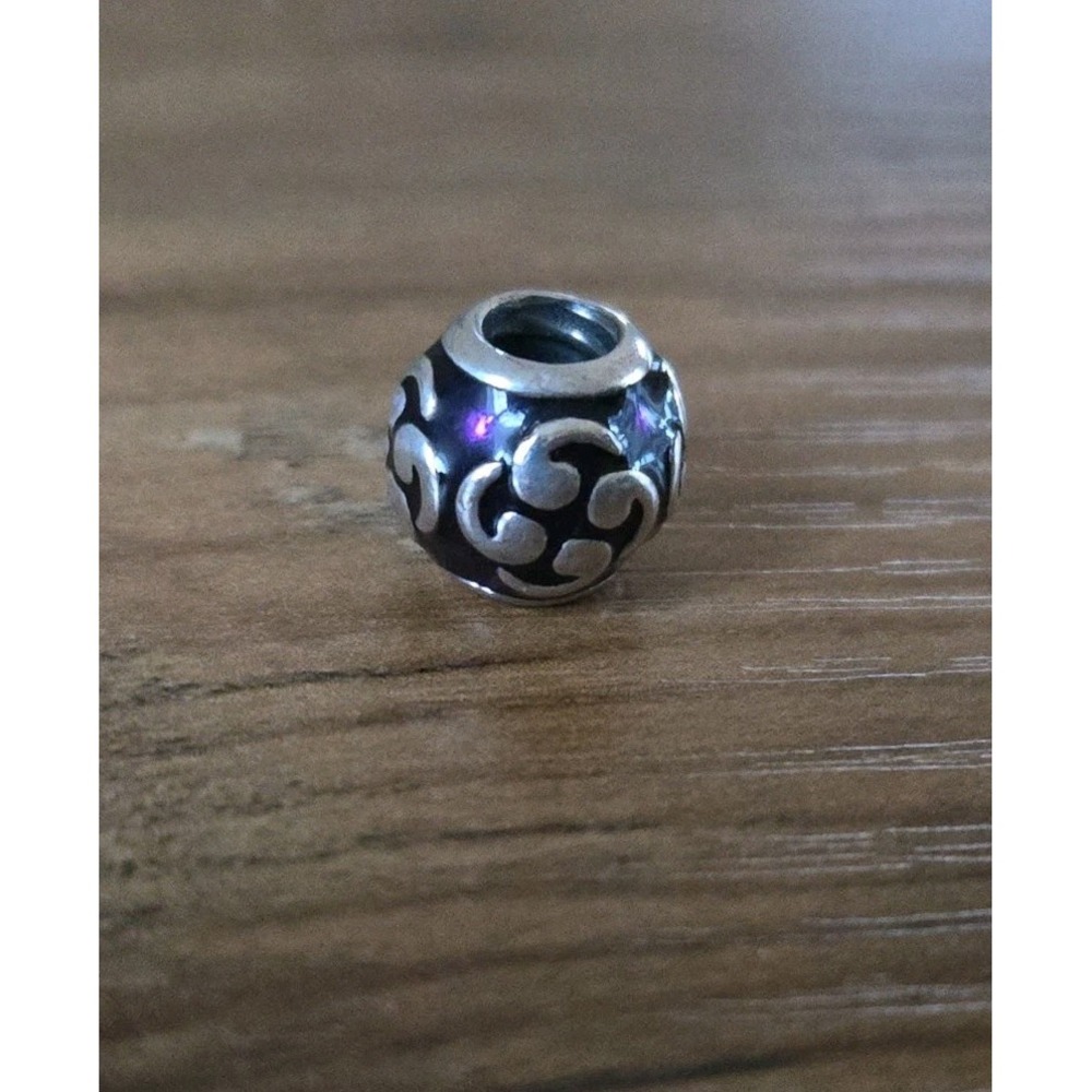 Pandora Purple Zen Charm ALE 925 Sterling Silver Screw Center Early Charm Rare